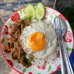 อาหารตามสั่ง ข้าวไข่เจียวบุฟเฟ่ต์ ลูกชิ้นทอด/ปิ้ง มาม่าต้ม