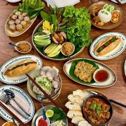 Tet Khon Kaen (เต๊ดขอนแก่น) Tet Khon Kaen (เต๊ดขอนแก่น)