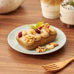 แครอทเค้ก ครีมชีสเม็ดมะม่วงหิมพานต์