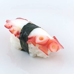 ซูชิหมึกทาโกะ