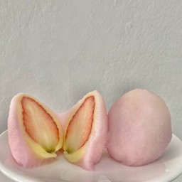 Daifuku Strawberry Milk