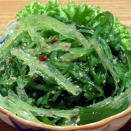 ยำสาหร่ายญี่ปุ่น