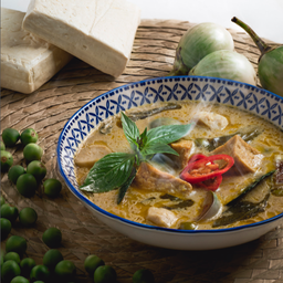 แกงเขียวหวาน (เฉพาะวัน พ., ศ., อา.)