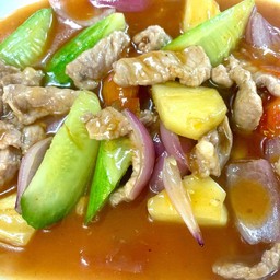 หมูชิ้นผัดเปรี้ยวหวาน
