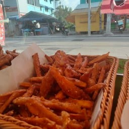 กล้วยทอดเมืองละโว้ สาขาทุ่งกราด