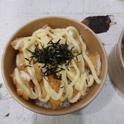 ข้าวหอมมะลิไก่ทอดซอสมายองเนส