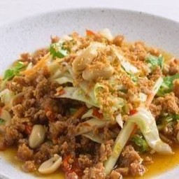 ยำปลาดุกฟู