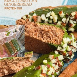 Peko Protein Biscuit Matcha Gingerbread ( โปรตีนแบบแท่ง เคลือบมัชฉะ )