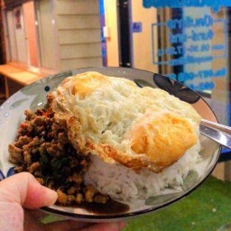 ร้านกระเพราจริงใจ