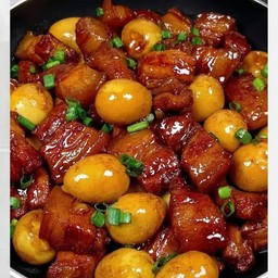 红烧肉鹌鹑蛋