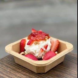 กรีกโยเกิร์ต ไขมันต่ำ สตรอเบอร์รี่