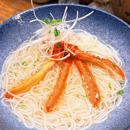 B35 Somen Noodles with Snow Crab Legs