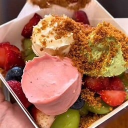 ลำแต้ ฟินฟิน โมจิ&ซูเฟล่ สาขา2 บางรัก