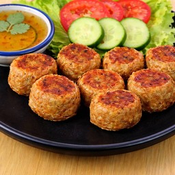 จ๊อทอด + น้ำจิ้มบ๊วย (8ลูก)