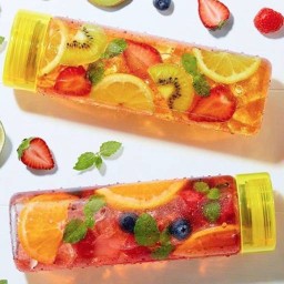 ชายขายนํ้า