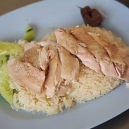 ร้าน P Jaroen Chai ป เจริญชัย