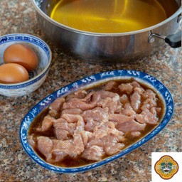 ชุดหมูหมักเพื่อทำสุกี้ 500กรัม  ไม่มีน้ำจิ้ม วุ้นเส้น  ผัก