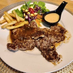 สเต็กเนื้อสันนอก