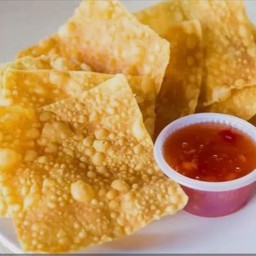 เกี๊ยวแผ่นทอด