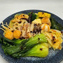 ชุดหม่าล่าผัดแห้ง ชั่งวัตถุดิบ 300 กรัม