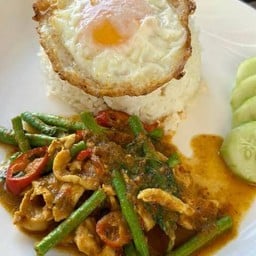 ข้าวพริกแกงใต้