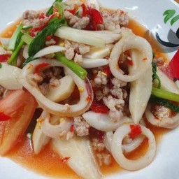 ยำวุ้นเส้น ใส่ปลาหมึก