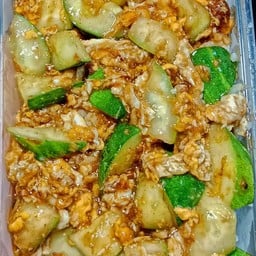 ข้าวแตงกวาผัดไข่