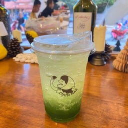 กีวี่โซดา