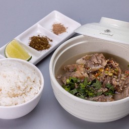 MENU_3586158mZ_1765955904