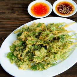 ผักชีเทมปุระ