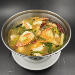 ต้มยำกุ้ง หม้อไฟ