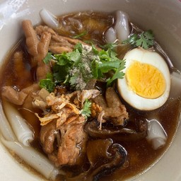 ก๋วยจั๊บไก่