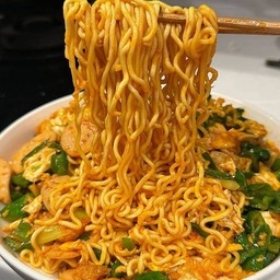鸡蛋炒方便面