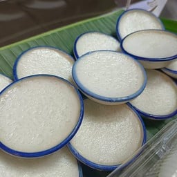 พระประแดงขนมไทย สาขา ตลาดนัดใต้ตึกมโนรม ตลาดนัดใต้ตึกมโนรม