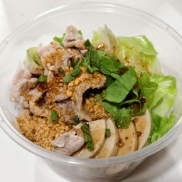 ก๋วยเตี๋ยวแซ่บแห้งเฮียแสง