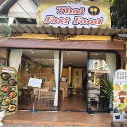 Thai Cuisine by Khun mae ซอยพลับพลึง