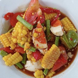 ตำข้าวโพดไข่เค็ม