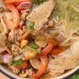 ยำเส้นบุกม้วนโอ๊ตไฟเบอร์