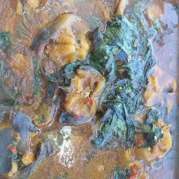 แกงปลาดุกใบยี่หร่า