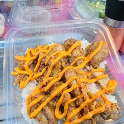 ร้านข้าวยำไก่แซ่บไก่กรอบจิจ๊ะ