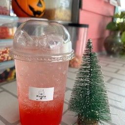 สตอเบอร์รี่โซดา