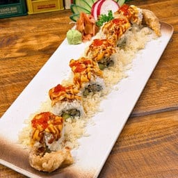 SP50 Soft Shell Crab Roll