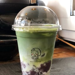 มัทฉะนมสดถั่วแดง