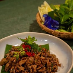 มงคล ลาบก้อย