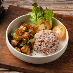 ข้าวกะเพราหมูกรอบ