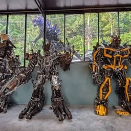 IRON BOT Cafe&Bar Phuket