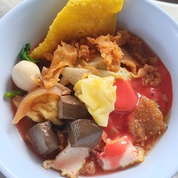 เย็นตาโฟทรงเครื่อง