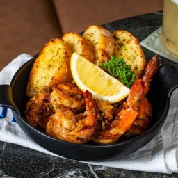 Butter Garlic & Chilli Prawn Warm Baquette