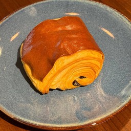 Pain Au Chocolate (ครัวซองค์ช็อคโกแลต)
