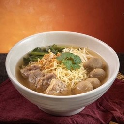 ก๋วยเตี๋ยวลูกชิ้นเนื้อสด